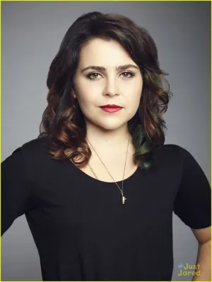 Mae Whitman